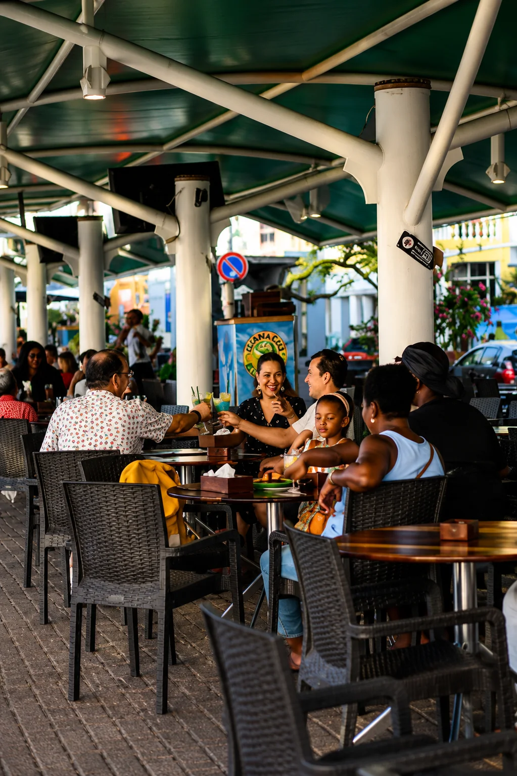 Iguana Café